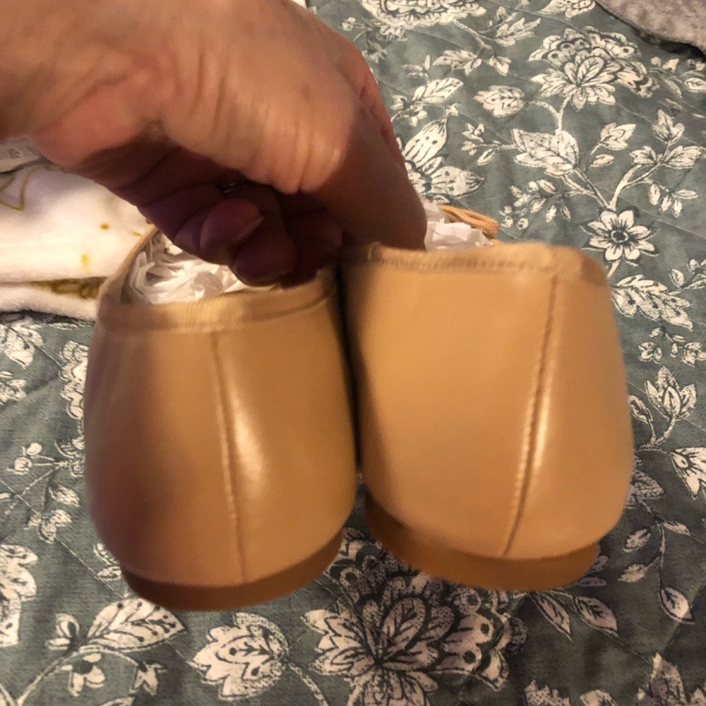 Coach Women's Tan Ballet Flats ( Alina) Leather Color Beechwood 8B - Picture 5 of 7